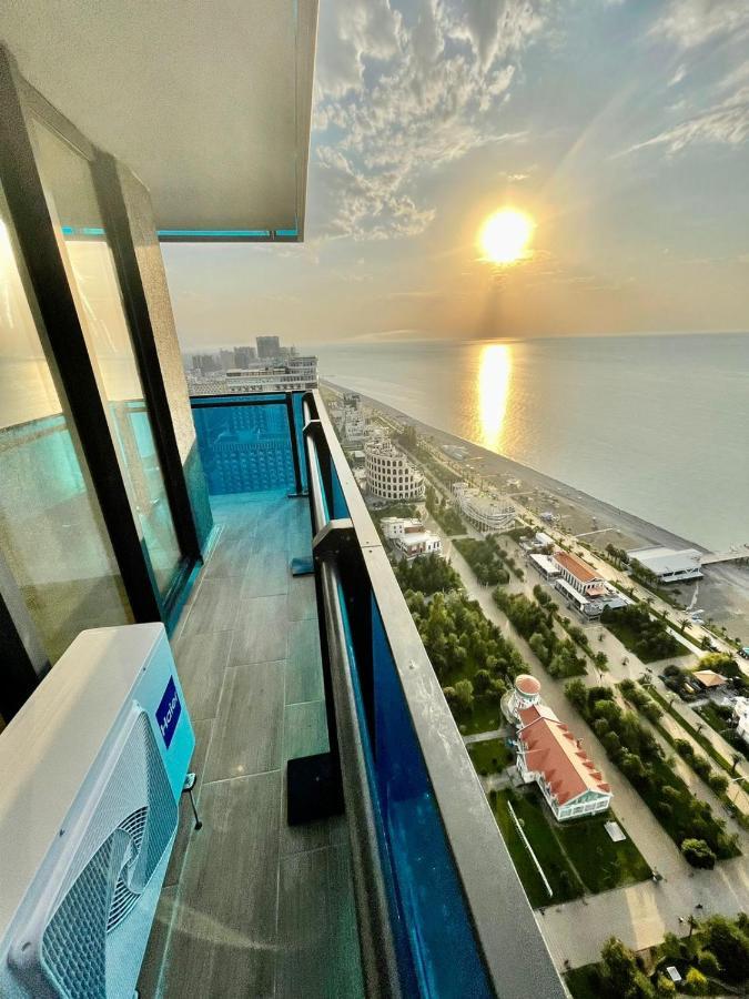Orbi City Luxury Towers Lejlighedshotel Batumi Eksteriør billede