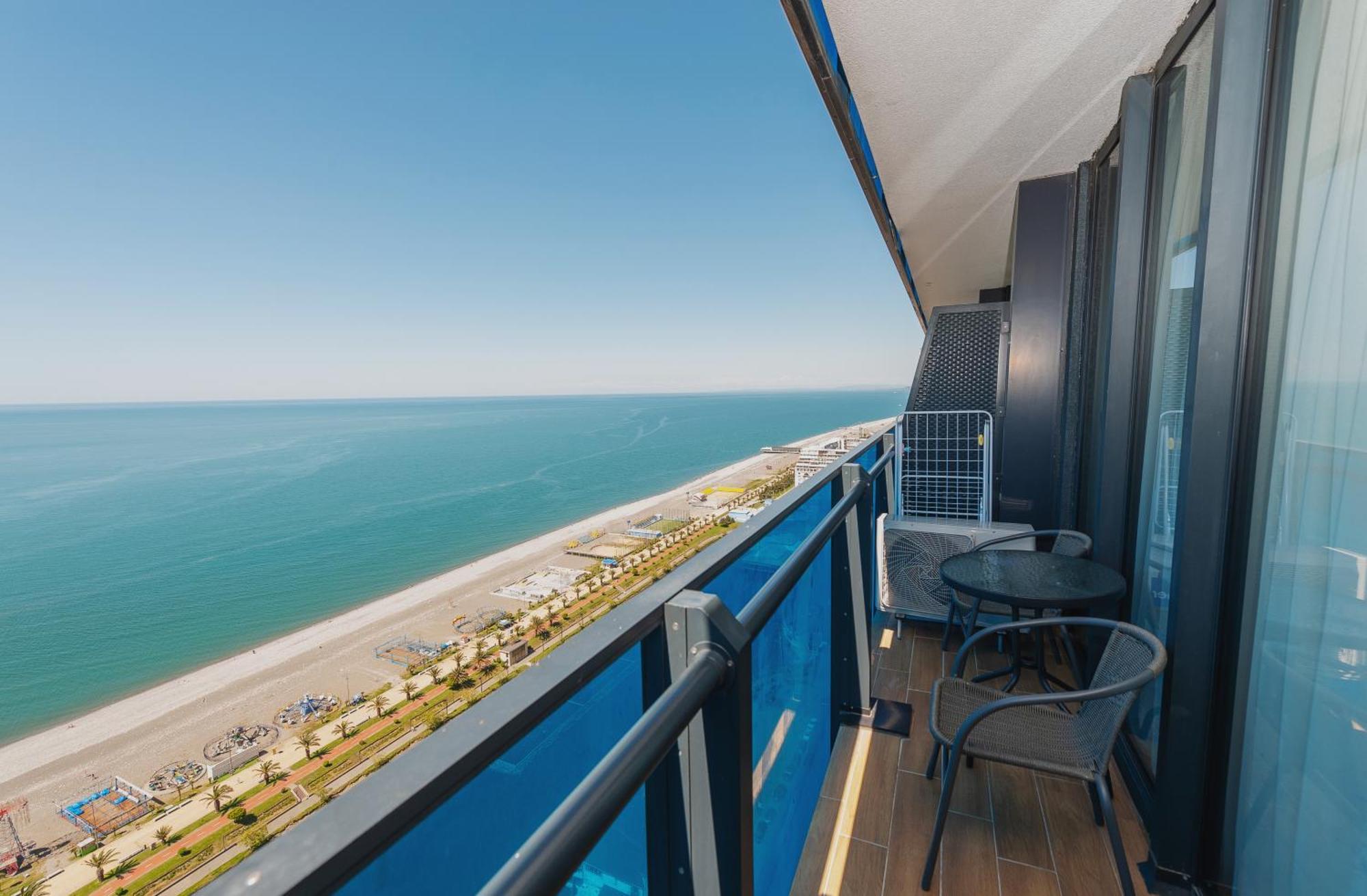Orbi City Luxury Towers Lejlighedshotel Batumi Eksteriør billede