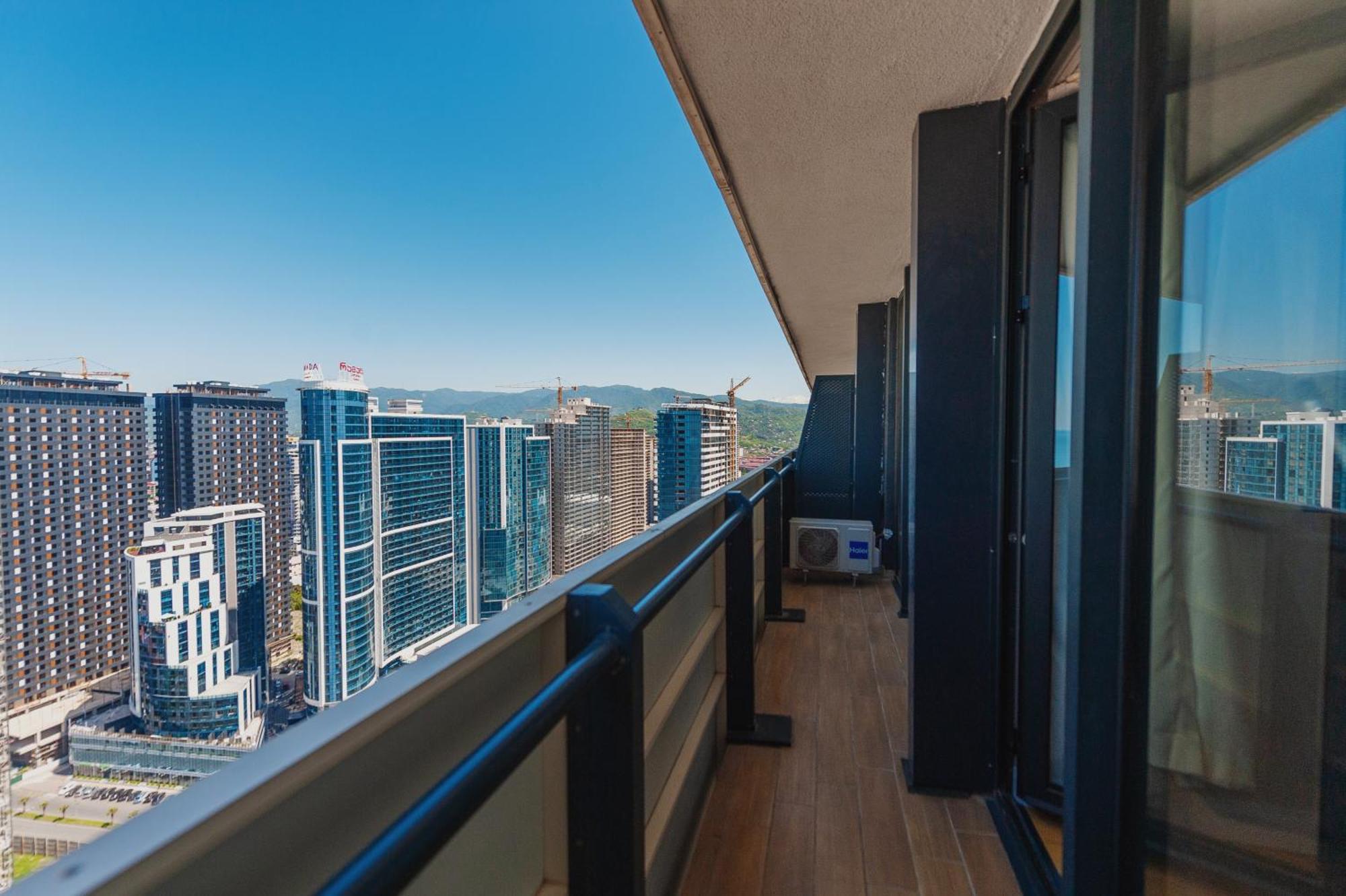 Orbi City Luxury Towers Lejlighedshotel Batumi Eksteriør billede